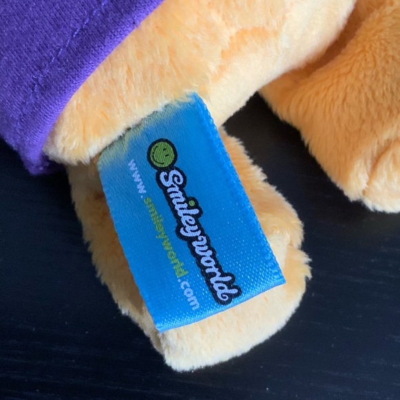 Smiley Best Friend - Picture 3 of 3